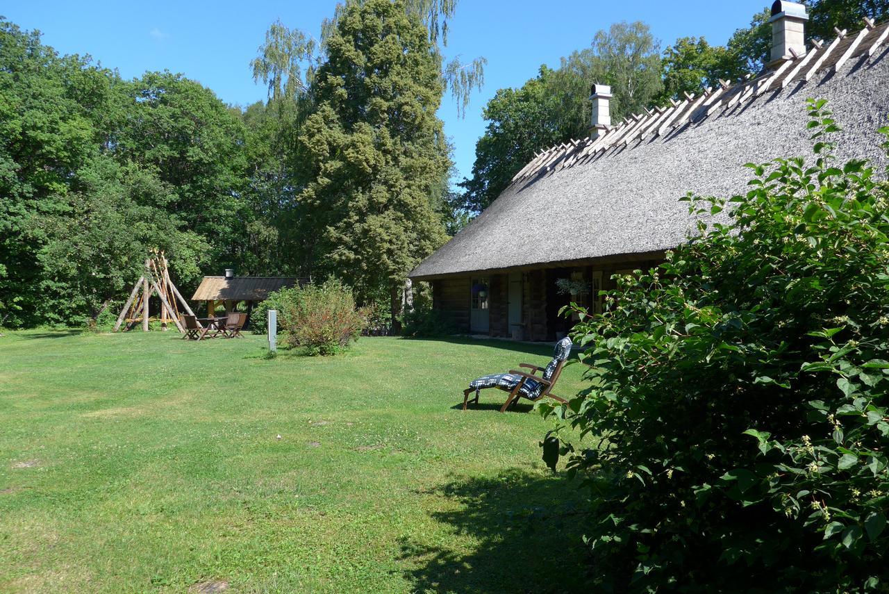 Kotka Farm Hotel Saarekula ภายนอก รูปภาพ